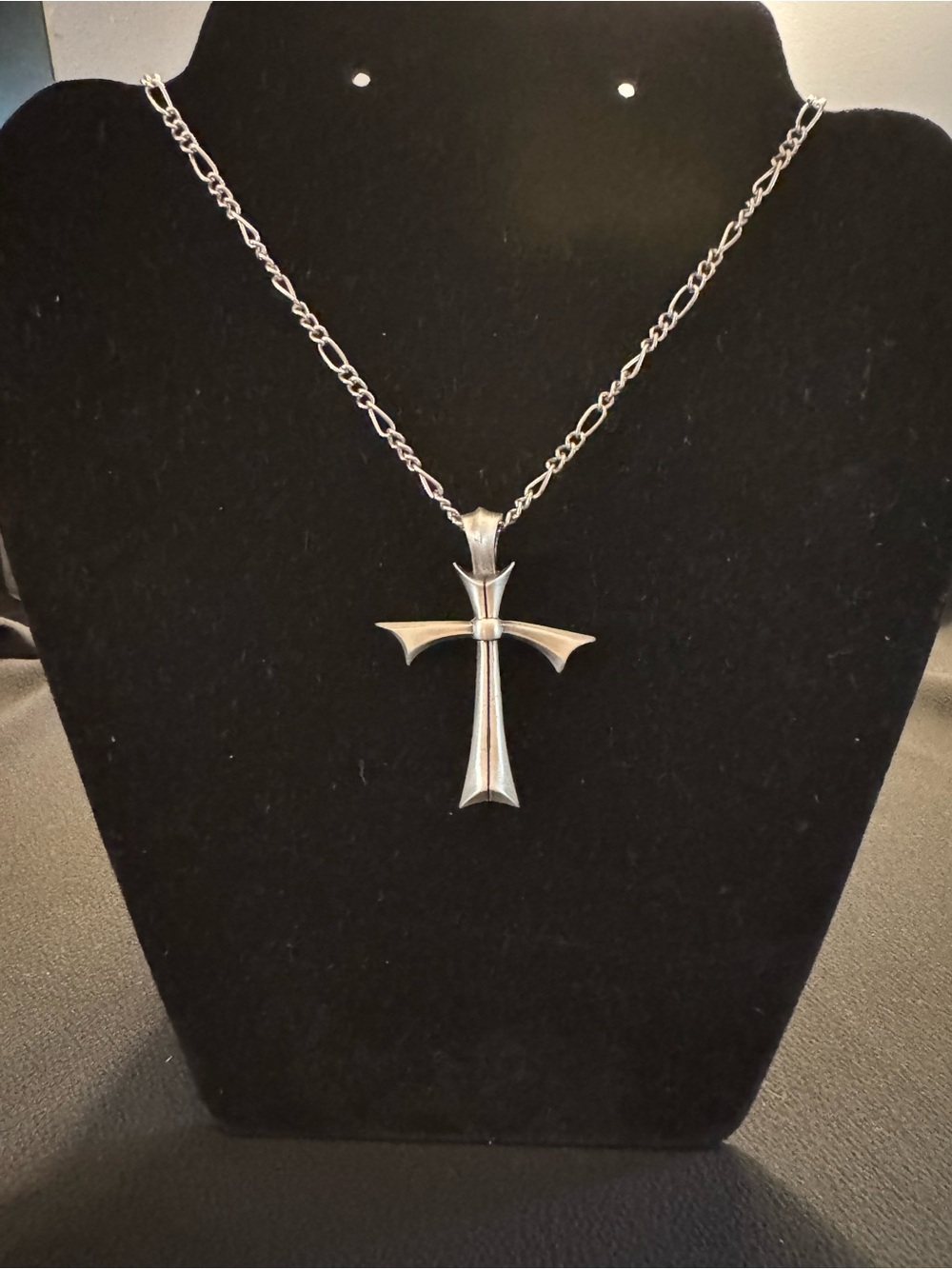 BICO Australia Silver Tone Pewter Gothic Cross Pendant -  20” Figaro Necklace